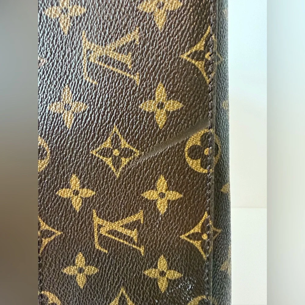 Louis Vuitton Rivoli Monogram Canvas Briefcase / Business Bag